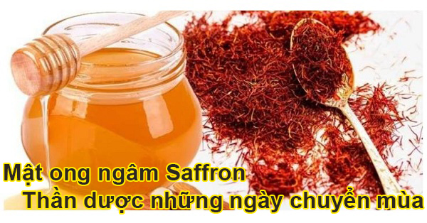 Saffron có bị hỏng khi được trộn chung với mật ong không? Nếu không, điều gì giúp saffron không bị hỏng?
